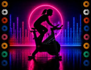 Afiche de Cycling de la nostalgia con una ciclista, luces de colores y discos de vinilo