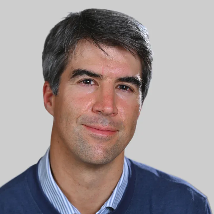 Dr. Andrés Aznárez Elorza
