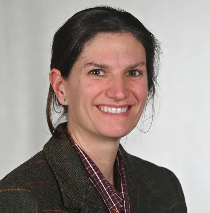 Cra. Milagros Soto